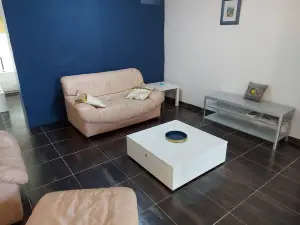 Lovely Luxury Apartement with Private Entrance in Luxembourg