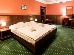 Hotel U Hejtmana Šarovce