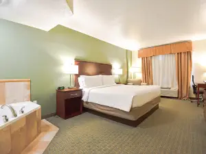 Holiday Inn Express & Suites Cocoa