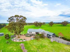 Peaceful country getaway