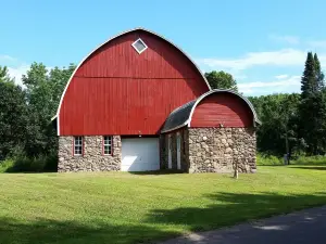 On the Recreational Trails, Cozy, Pet Friendly