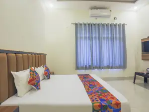 FabHotel Downtown Residency