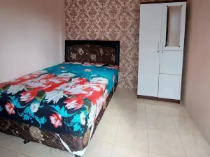 OYO Life 93525 特倫加萊克瓦菲拉伊斯蘭公寓