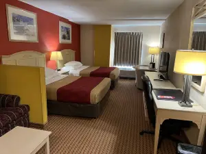 Econo Lodge Inn & Suites