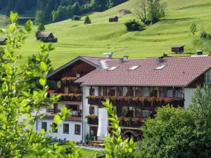 Alpenhotel Sonneck - Mit Bergbahnticket
