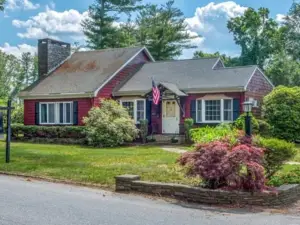 Brooklyn Bear Den: Charming 2-bedroom house
