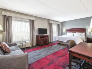 Hampton Inn & Suites Madison West