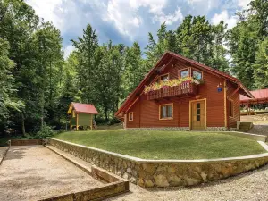 Awesome Home in Gorski Kotar with Hot Tub & 2 Bedrooms