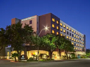 DoubleTree by Hilton Hotel San Antonio Downtown