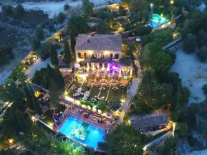 Villa Taraça Alaçatı Romantik Otel