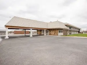 OYO密蘇里萊巴嫩I-44酒店