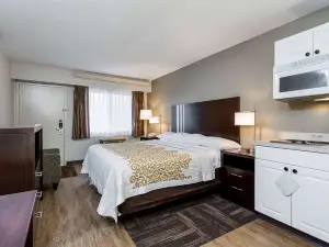 Days Inn by Wyndham Harrisburg North