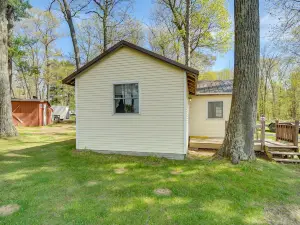 Stone Lake Cabin w/ Private Deck & Fire Pit!