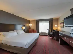 Holiday Inn Express & Suites Auburn
