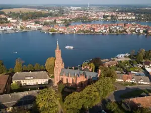 Ferienapartment Blue Sea - Seeblick, Komfort Und Kamin in Malchow