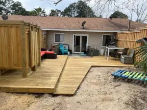 Destin-y 30A Beach Retreat Self Checkin - Huge Private Backyard Deck with Outdoor Shower