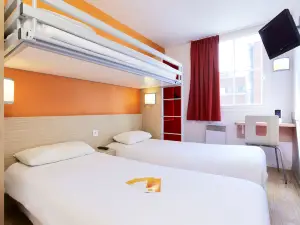 Premiere Classe Valenciennes Ouest - Petite-FORÊT