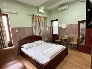 Nhà nghỉ Hoa Quỳnh