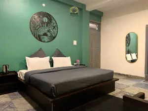 HOM House of MannMauji Riverside