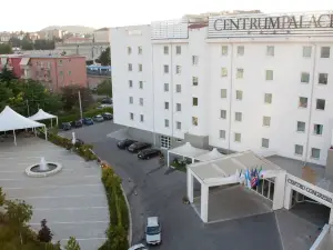 Centrum Palace Hotel & Resorts