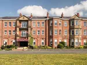 Clifton Arms Hotel