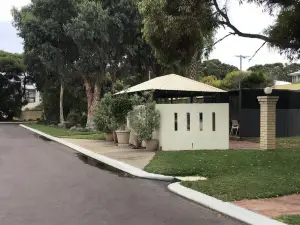 Bayview Motel