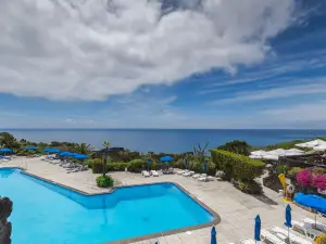 Caloura Hotel Resort