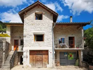 La Belle Riviere