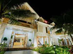 Ba Cơ Boutique Hotel & Restaurant