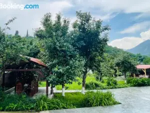 Spitak Tun