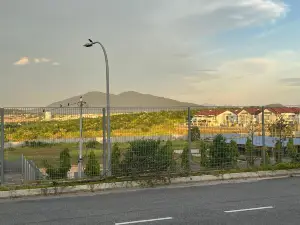 Black Homestay Kluang Xiao Hei Minsu · Er