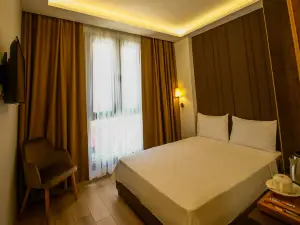 Alkan Palace Hotel