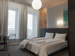 Resume Apartments, Dreamer Corner no.1