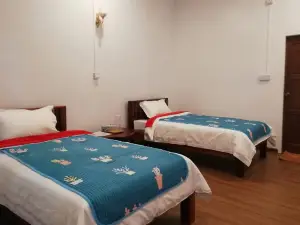 The Lodge Ngwe Taung