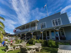 Ōtoromiro Hotel