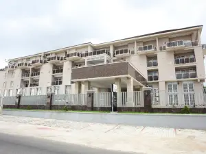 Carlton Gate Xclusive Hotel