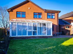 Duddingston 9 Bedroom Private House or 9 Individual Rooms with Shared Accomodations