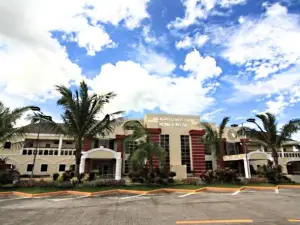 Macagang Hotel and Resort