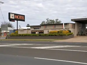 Warwick Motor Inn