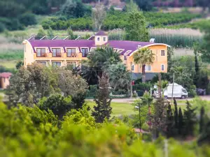 Papirus Hotel