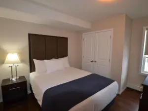 Eaglemont Manor