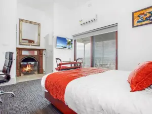 Oakleigh Guest House with Ocean Views - Room 8