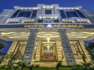 Hotel Arjunaa