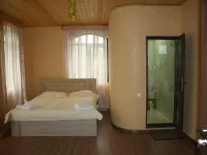 Laghami Guest House