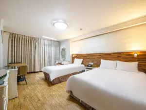 Yeongju Punggi Tourist Hotel