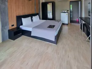 Ratchapruek DC Resort Angthong