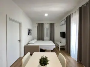 Lumi Apartments