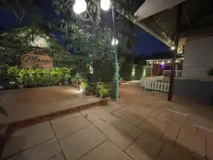 The Mango Inn