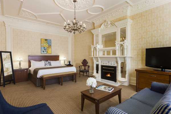 Chateau Versailles Promo Code