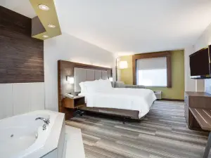 Holiday Inn Express & Suites Clewiston